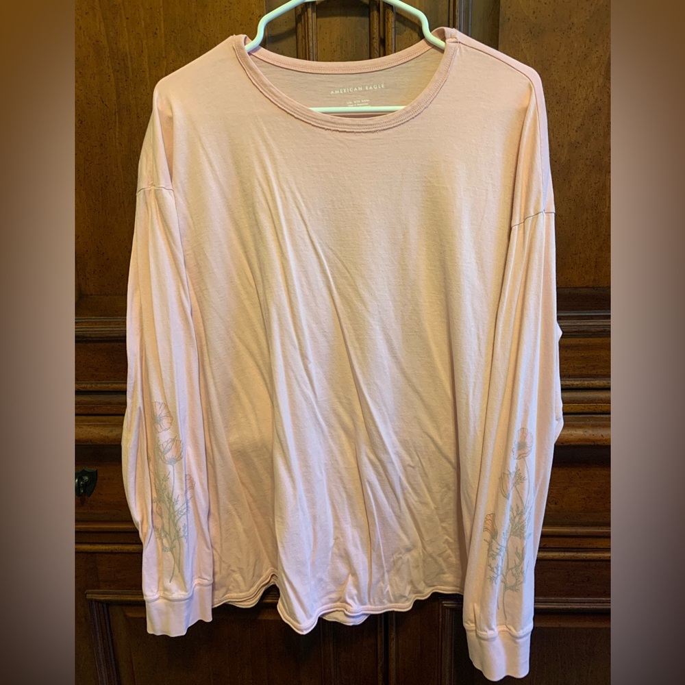 American Eagle Lightweight Longsleeve Pink Rose Shirt